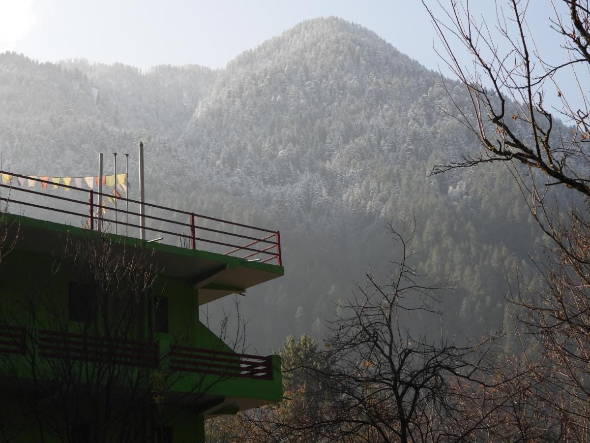 The Royal Orchard Kasol Hotel Exterior foto