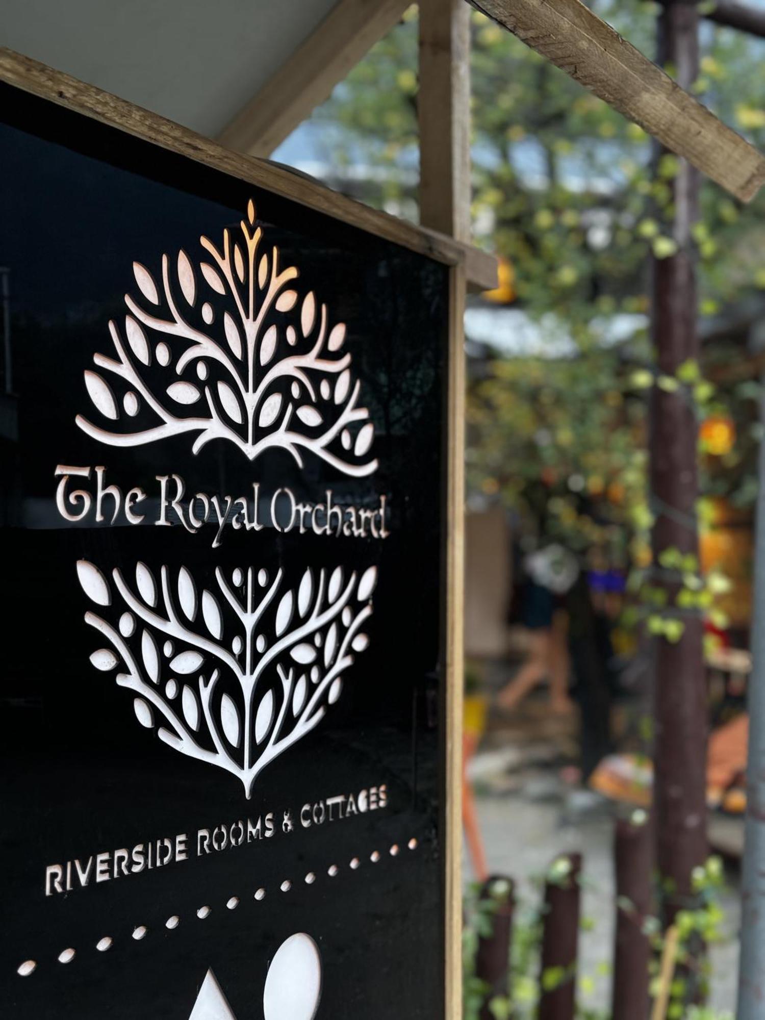 The Royal Orchard Kasol Hotel Exterior foto